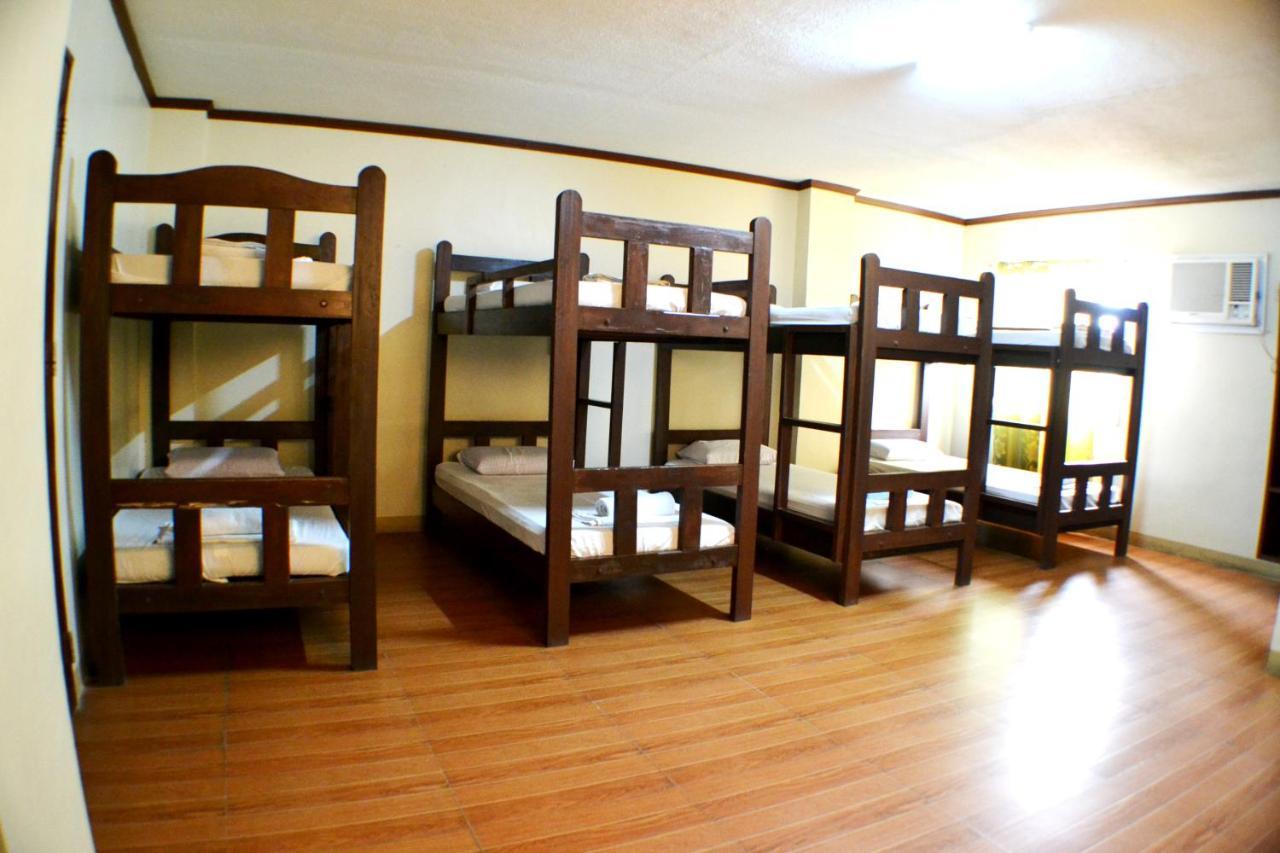 Hotel Rufina's Leisure Center à Tagum Extérieur photo