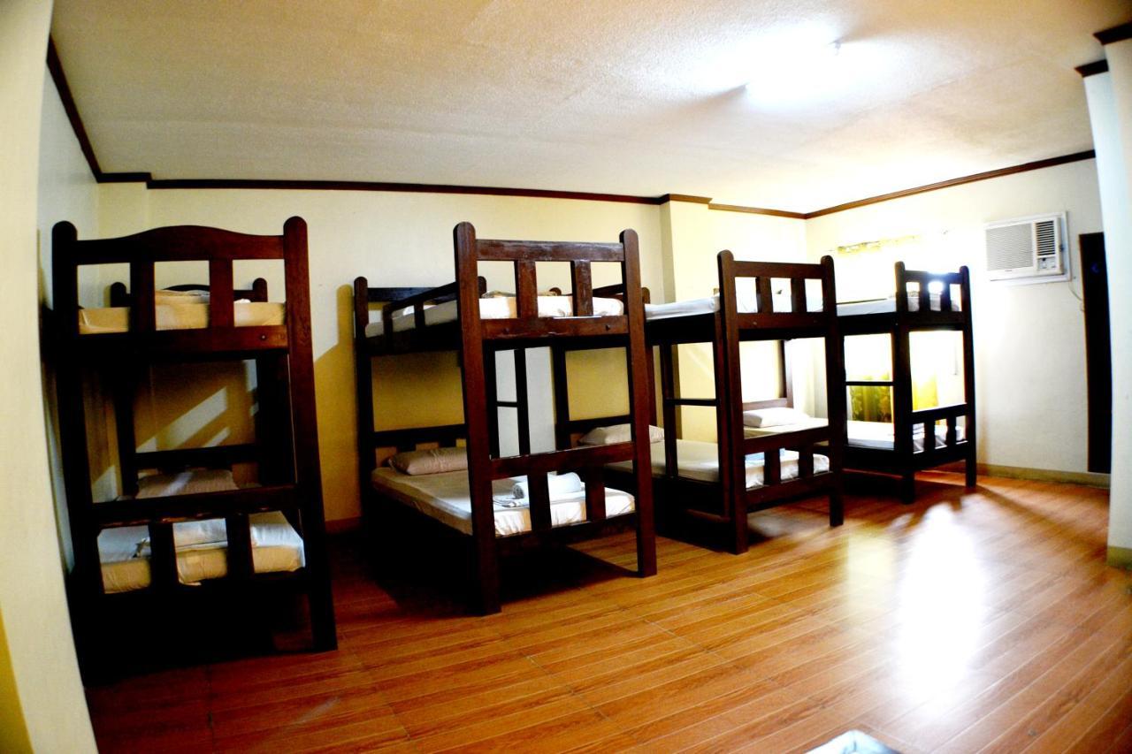 Hotel Rufina's Leisure Center à Tagum Extérieur photo