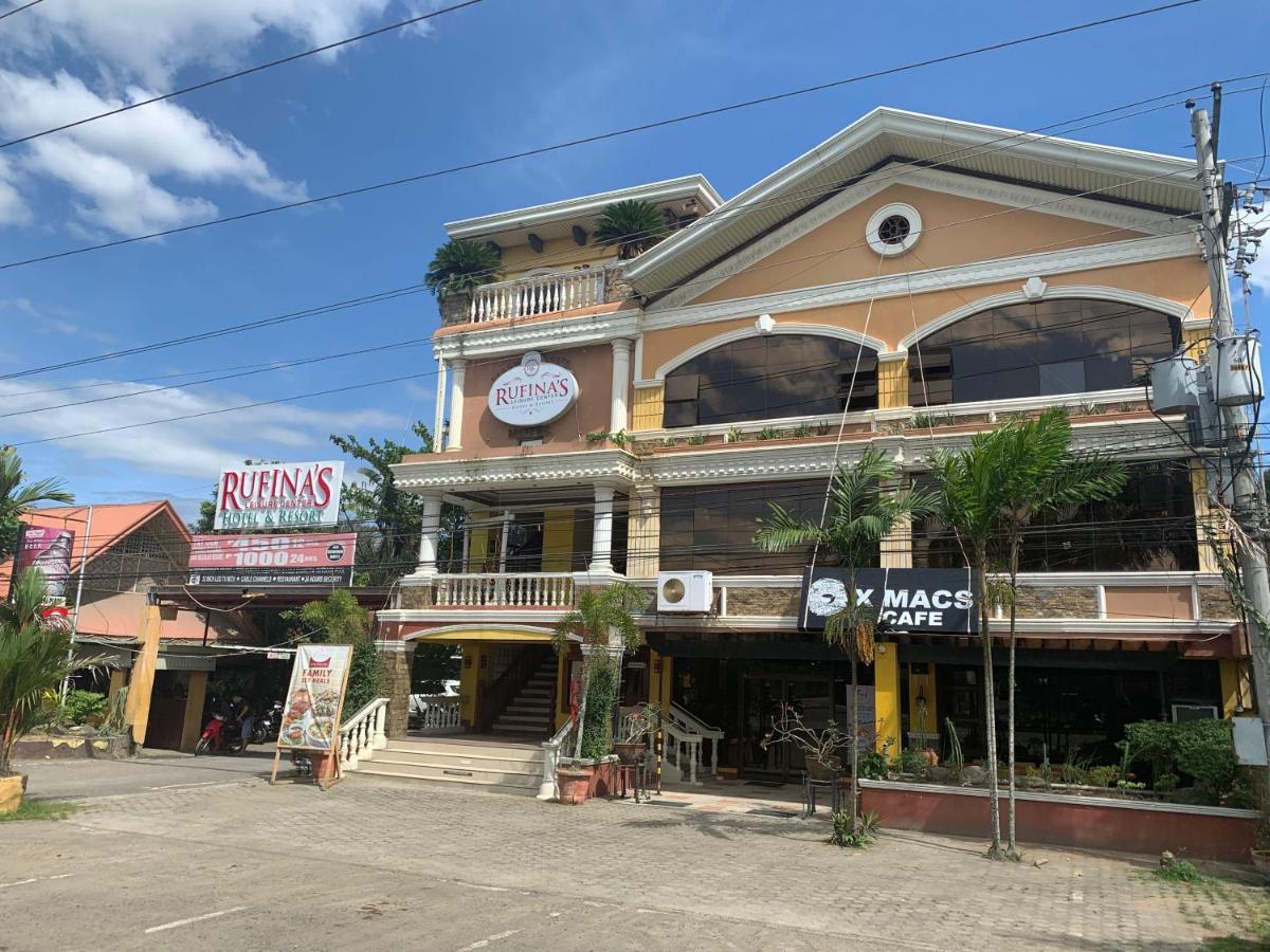 Hotel Rufina's Leisure Center à Tagum Extérieur photo
